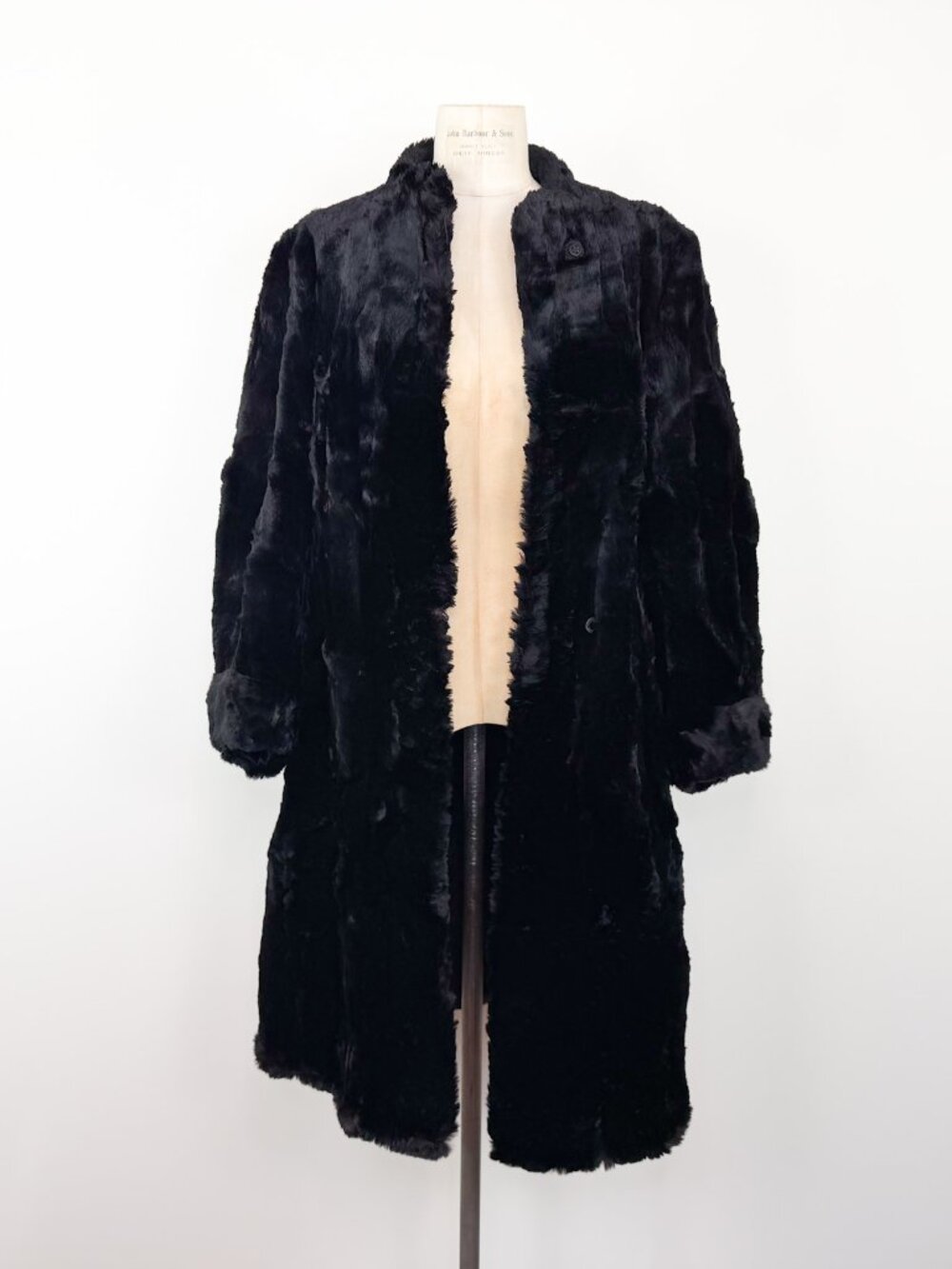 Vintage 60s-70s Black Long Plush Real Fur Coat Women's Size Medium-Large